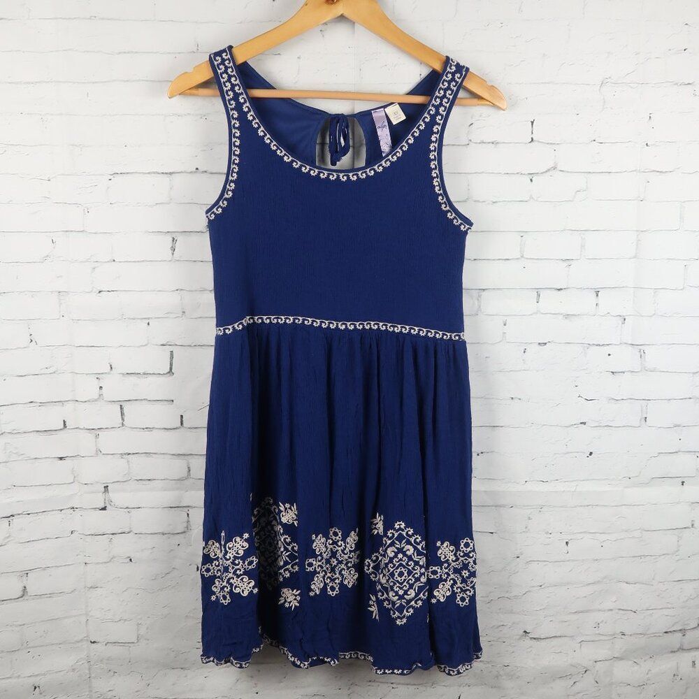 ALYA BLUE SLEEVELESS SCOOP NECK DRESS WITH WHITE EMBROIDERY SIZE XS